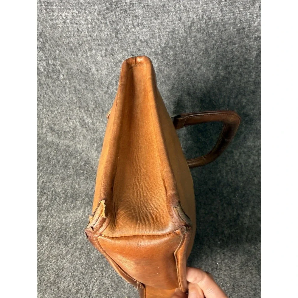 vtg 70s Coach NYC Glove Tanned Leather Doctor Slim Satchel Bag Tan USA